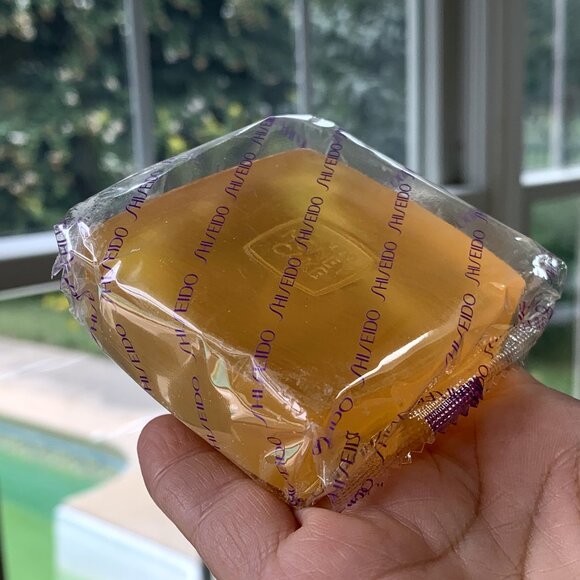 SHISEIDO Honey Cake Translucent Beauty Soap - Picture 4 of 7